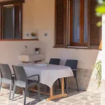 Apartamento La Chiocciola By Elbasummer Lacona